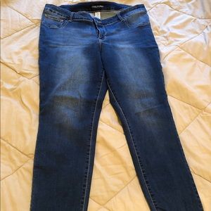 Maurices skinny jeans (or crops)